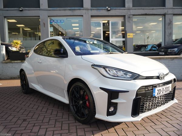 Toyota Yaris Hatchback, Petrol, 2020, White