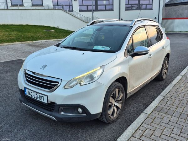 Peugeot 2008 Hatchback, Petrol, 2014, White