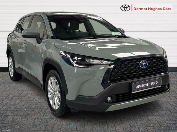 Toyota Corolla Cross Hatchback, Petrol Hybrid, 2024, Green