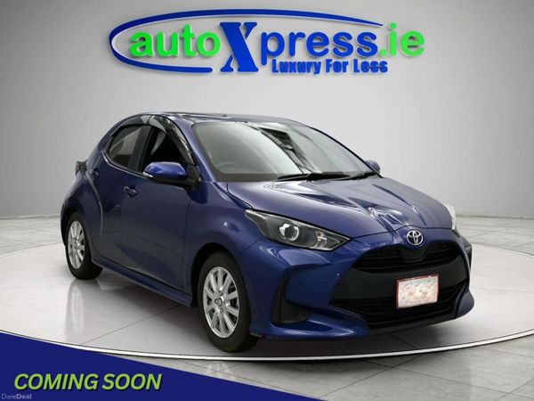 Toyota Yaris Hatchback, Petrol, 2023, Blue