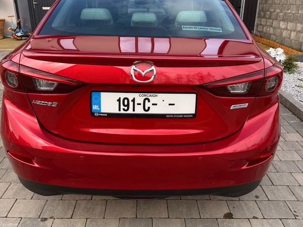 Mazda Mazda3 Saloon, Petrol, 2019, Red