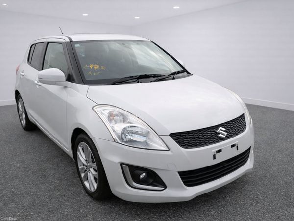 Suzuki Swift Hatchback, Petrol, 2016, White