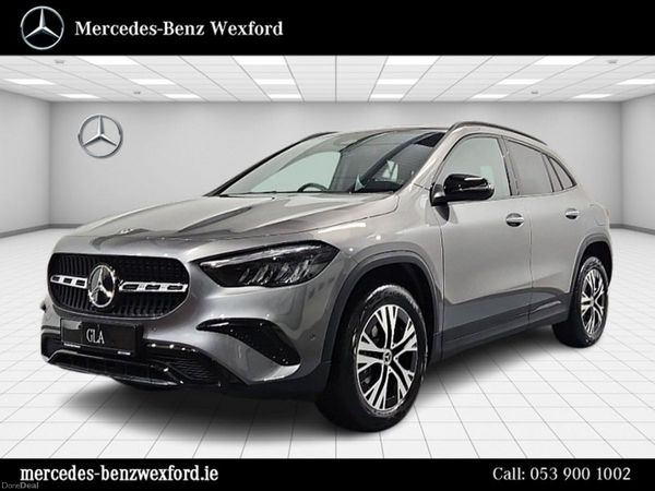 Mercedes-Benz GLA SUV, Diesel, 2026, Grey