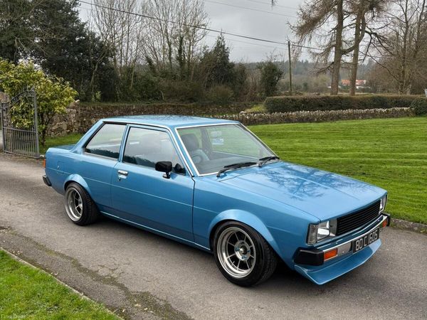 Toyota Corolla Saloon, Petrol, 1980, Blue