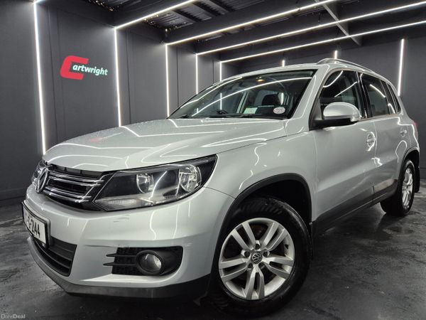 Volkswagen Tiguan SUV, Diesel, 2012, Silver