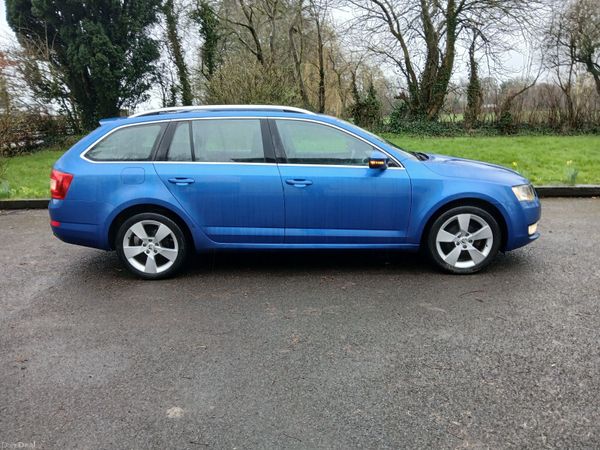 Skoda Octavia Estate, Diesel, 2015, Blue