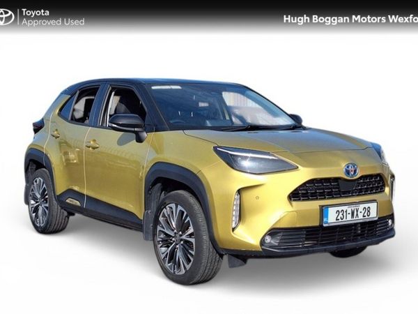 Toyota Yaris Cross Hatchback, Petrol Hybrid, 2023, Yellow