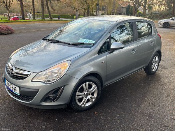 Opel Corsa Hatchback, Petrol, 2013, Silver
