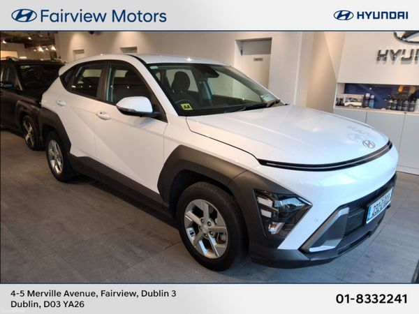 Hyundai KONA SUV, Petrol Hybrid, 2023, White