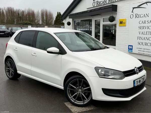 Volkswagen Polo Hatchback, Petrol, 2013, White