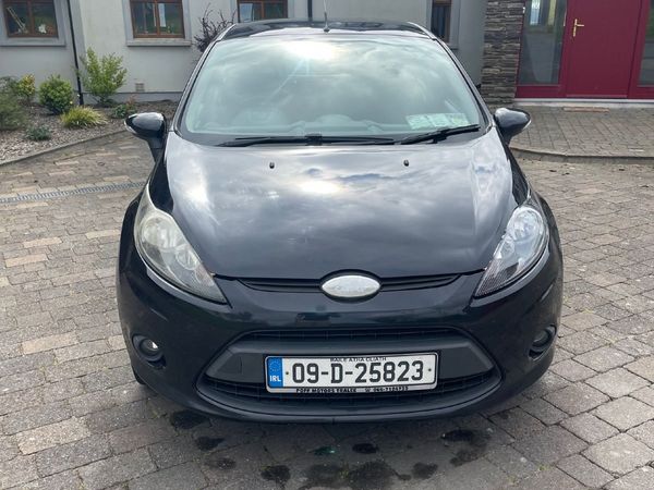 Ford Fiesta Hatchback, Petrol, 2009, Black