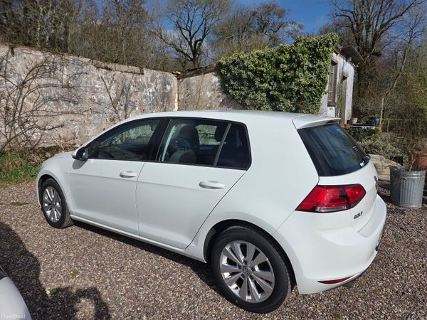 Volkswagen Golf Hatchback, Petrol, 2015, White