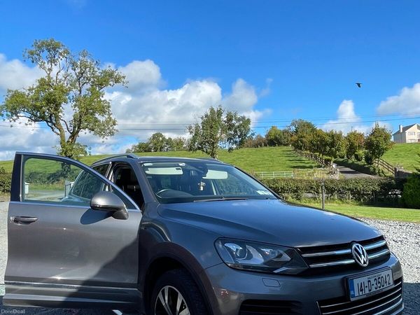 Volkswagen Touareg SUV, Diesel, 2014, Grey
