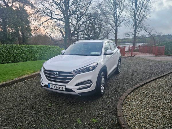 Hyundai Tucson SUV, Diesel, 2017, White