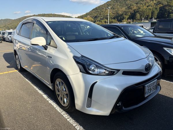 Toyota Prius MPV, Petrol Hybrid, 2018, White