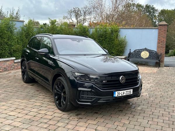 Volkswagen Touareg SUV, Diesel, 2021, Black