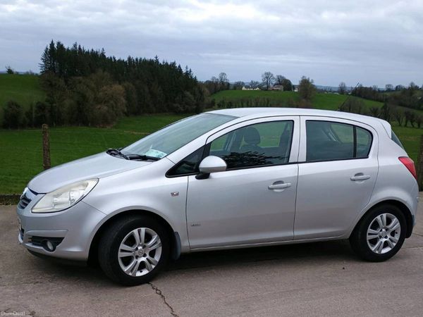 Opel Corsa Hatchback, Petrol, 2009, Silver