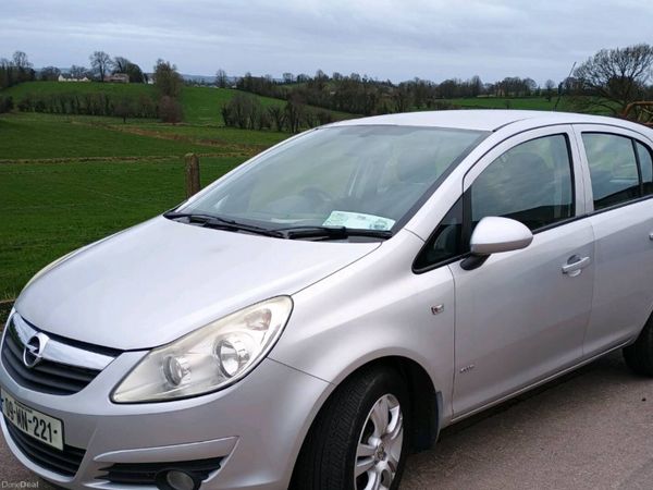 Opel Corsa Hatchback, Petrol, 2009, Silver