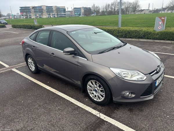 Ford Focus Saloon, Diesel, 2012, Brown