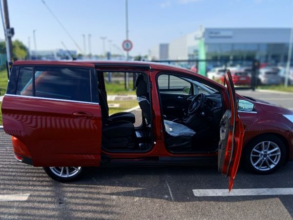 Ford Grand C-Max MPV, Diesel, 2016, Red