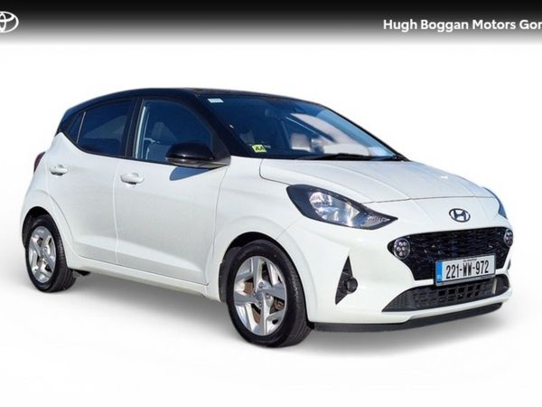Hyundai i10 Hatchback, Petrol, 2022, White