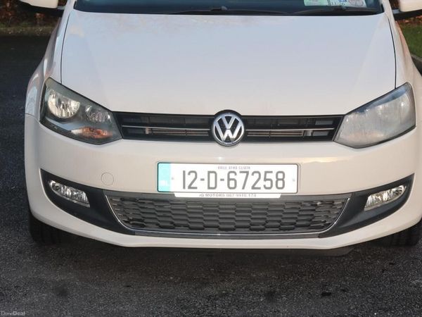 Volkswagen Polo Hatchback, Petrol, 2012, White