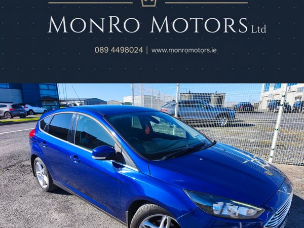 Ford Focus Hatchback, Petrol, 2015, Blue