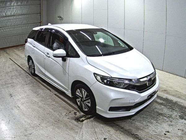 Honda Shuttle Estate, Petrol Hybrid, 2020, White
