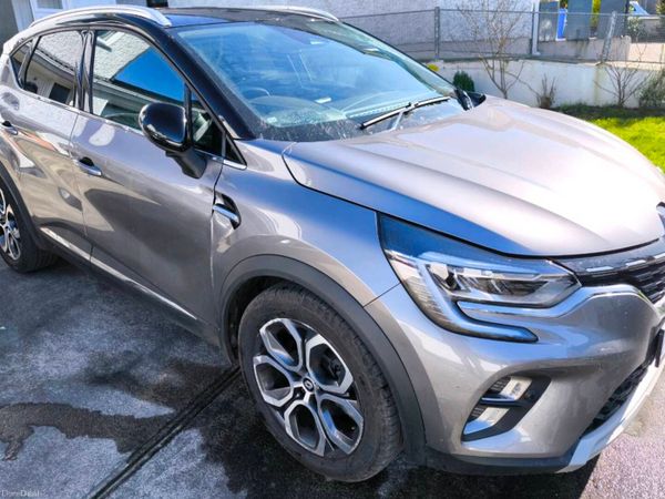 Renault Captur SUV, Petrol Hybrid, 2024, Silver
