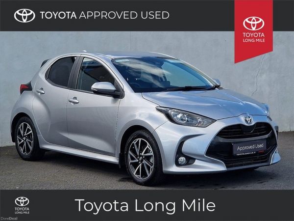 Toyota Yaris Hatchback, Petrol Hybrid, 2023, Silver
