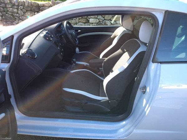 SEAT Ibiza MPV, Petrol, 2016, Silver