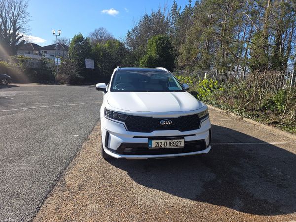 Kia Sorento SUV, Petrol Plug-in Hybrid, 2021, White