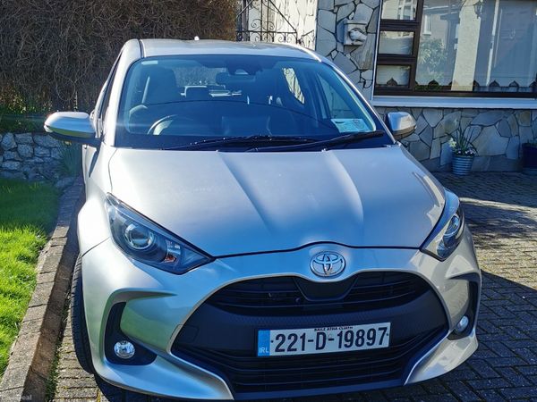 Toyota Yaris Hatchback, Petrol, 2022, Grey