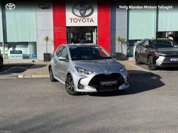 Toyota Yaris Hatchback, Petrol, 2023, Silver