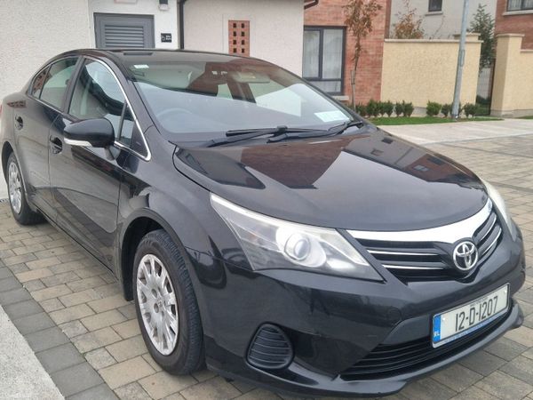 Toyota Avensis Saloon, Diesel, 2012, Black