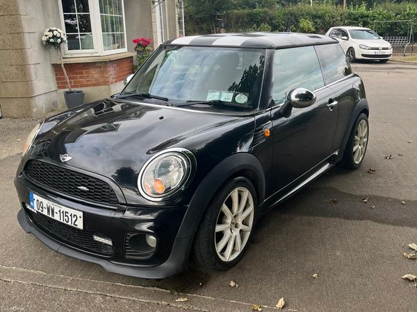 Mini Cooper Hatchback, Diesel, 2009, Black