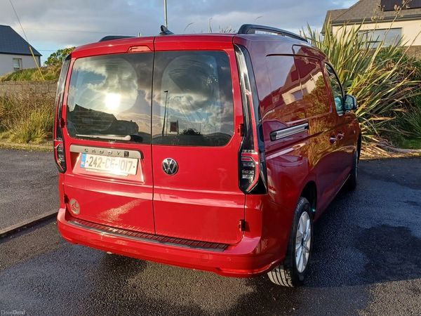 Volkswagen Caddy MPV, Diesel, 2024, Red