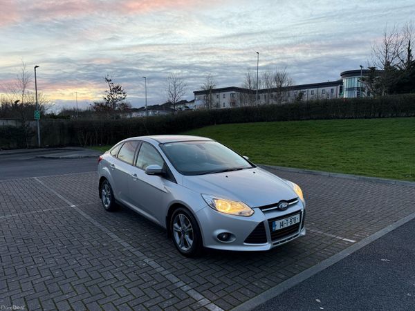 Ford Focus Saloon, Diesel, 2014, Silver