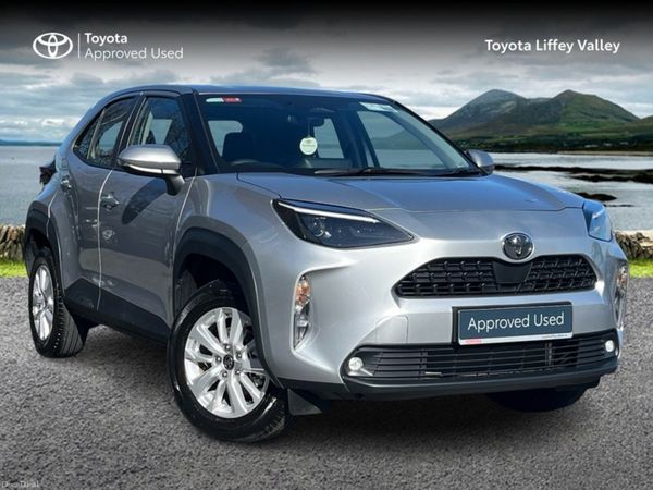 Toyota Yaris Cross SUV, Petrol Hybrid, 2025, Silver