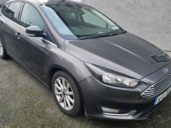 Ford Focus Hatchback, Diesel, 2016, Grey