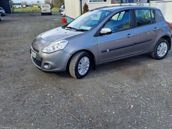 Renault Clio Hatchback, Petrol, 2010, Grey