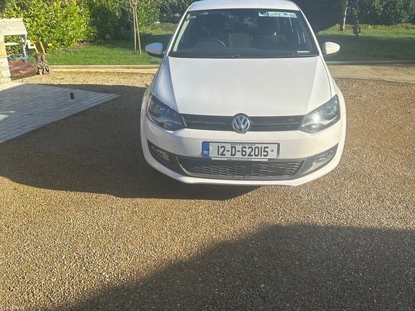 Volkswagen Polo Hatchback, Petrol, 2012, White