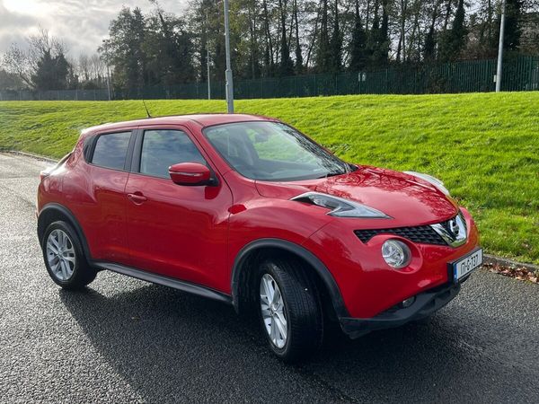 Nissan Juke SUV, Petrol, 2017, Red