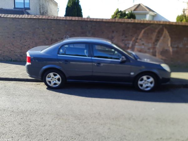Opel Vectra Saloon, Petrol, 2009, Blue