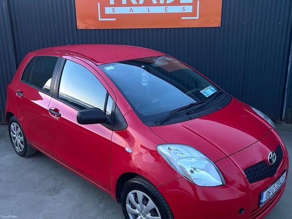 Toyota Yaris Hatchback, Petrol, 2006, Red