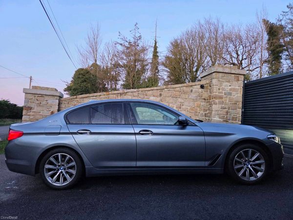 BMW 5-Series Saloon, Petrol Plug-in Hybrid, 2018, Grey