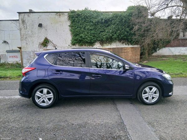Nissan Pulsar Hatchback, Diesel, 2016, Blue