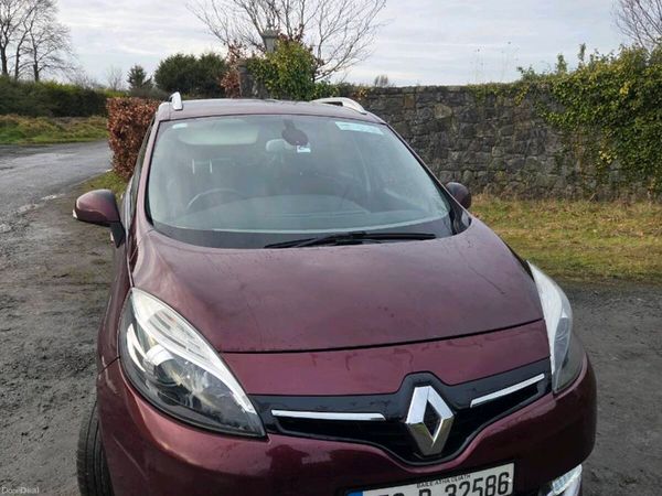 Renault Grand Scenic MPV, Diesel, 2015, Red