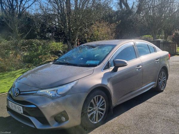 Toyota Avensis Saloon, Diesel, 2015, Bronze