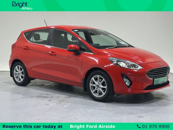 Ford Fiesta Hatchback, Petrol, 2018, Red